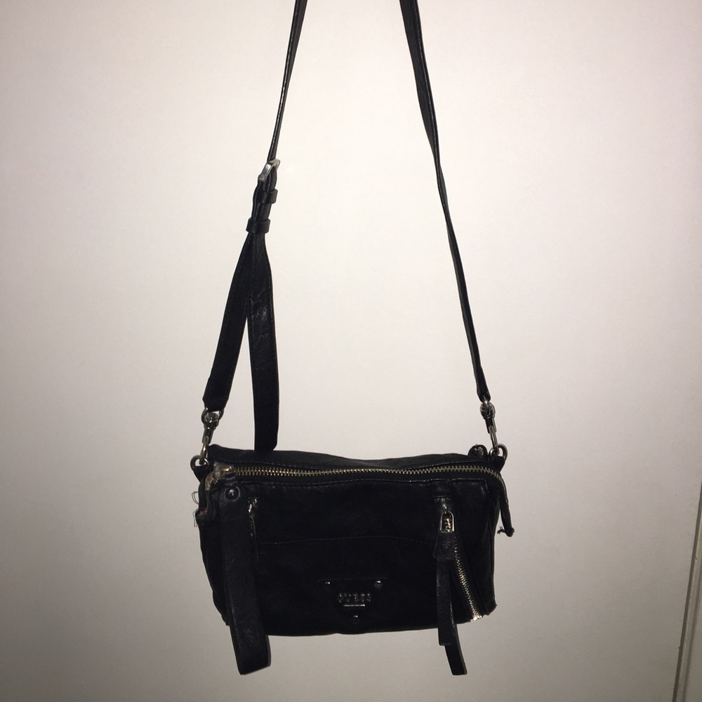 Guess Purse - Picture 2 of 4